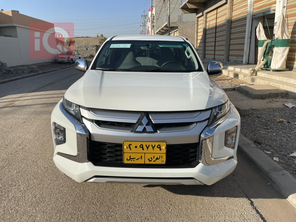 ميتسوبيشي L200